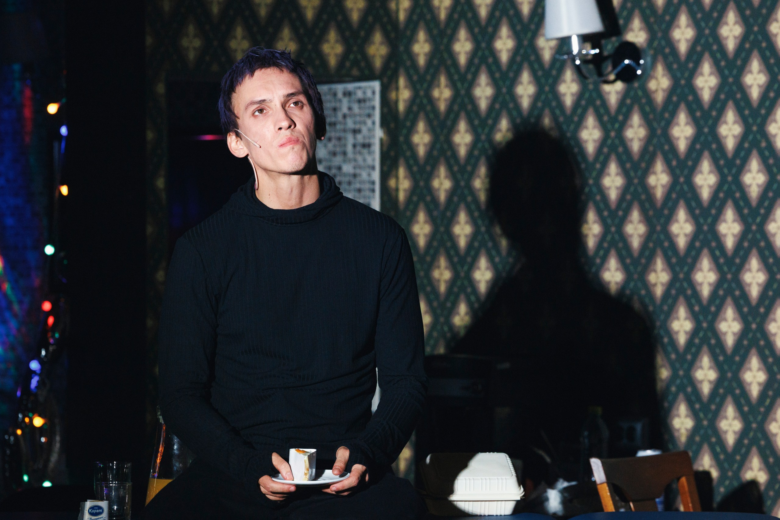 Лев Мышкин — Алексей Кормилкин Сцена из спектакля «Идиот»